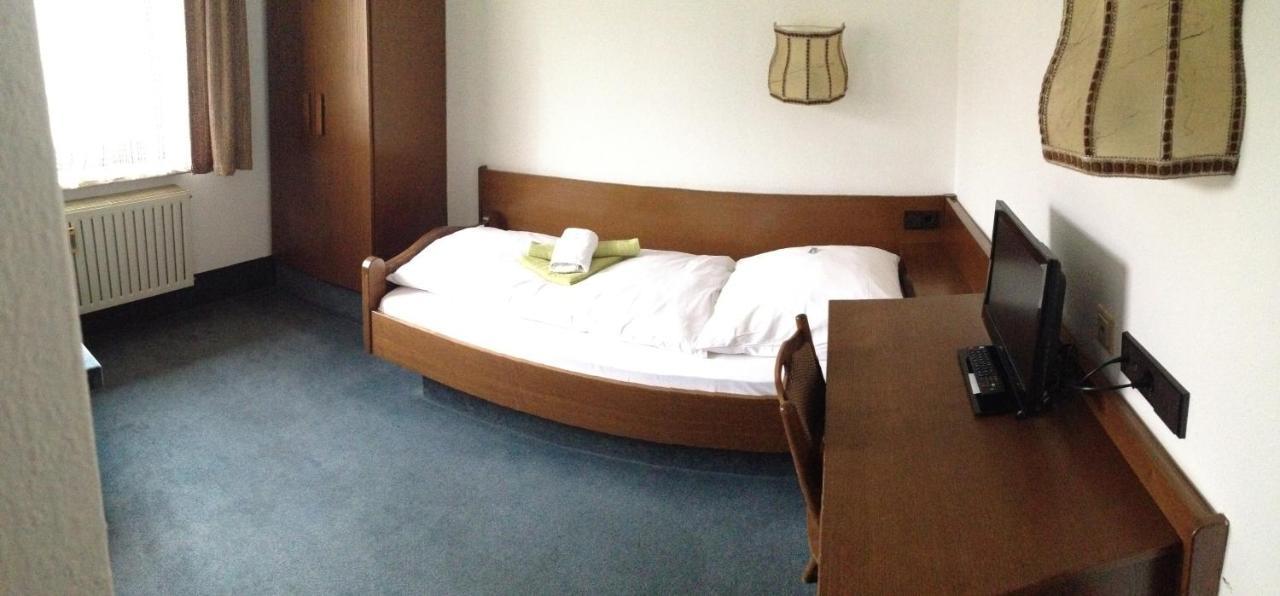 Goldene Rose Aparthotel Ebersbach an der Fils Ngoại thất bức ảnh